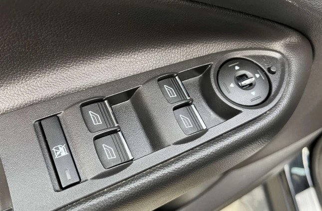 Ford Kuga cena 49900 przebieg: 199000, rok produkcji 2013 z Miłakowo małe 529